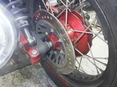 Moto Guzzi V7 Racer 2014