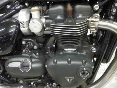 Triumph Bonneville Bobber 2023