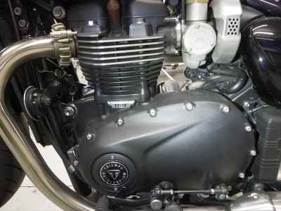 Triumph Bonneville Bobber 2023