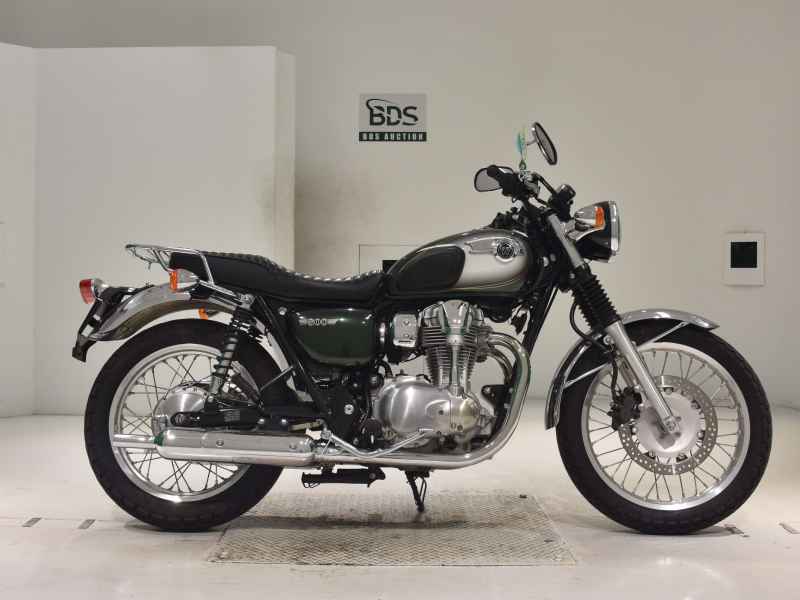 Kawasaki W800 2011