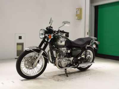 Kawasaki W800 2011