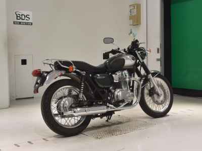 Kawasaki W800 2011
