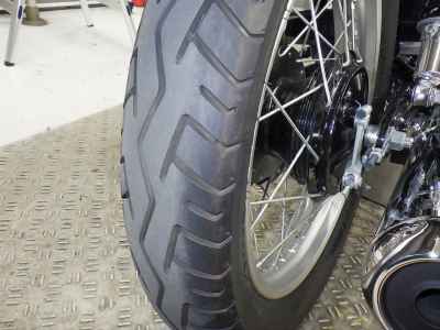 Yamaha SR400 2019