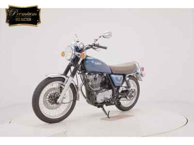 Yamaha SR400 2019