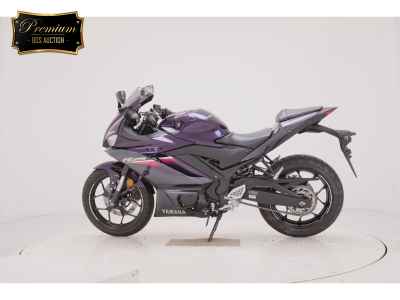 Yamaha YZF-R25 2023