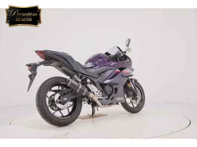 Yamaha YZF-R25 2023
