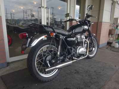 Kawasaki W400 2006