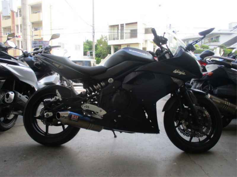 Kawasaki Ninja 400R 2011