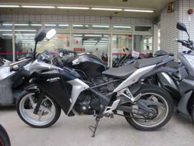 Honda CBR250R 2011