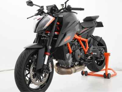 KTM 1290 Super Duke R 2020