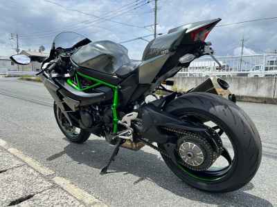 Kawasaki Ninja H2 2021