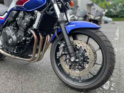 Honda CB400SF 2021