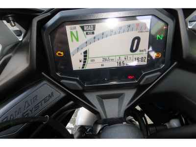 Kawasaki Ninja ZX-4R SE 2024