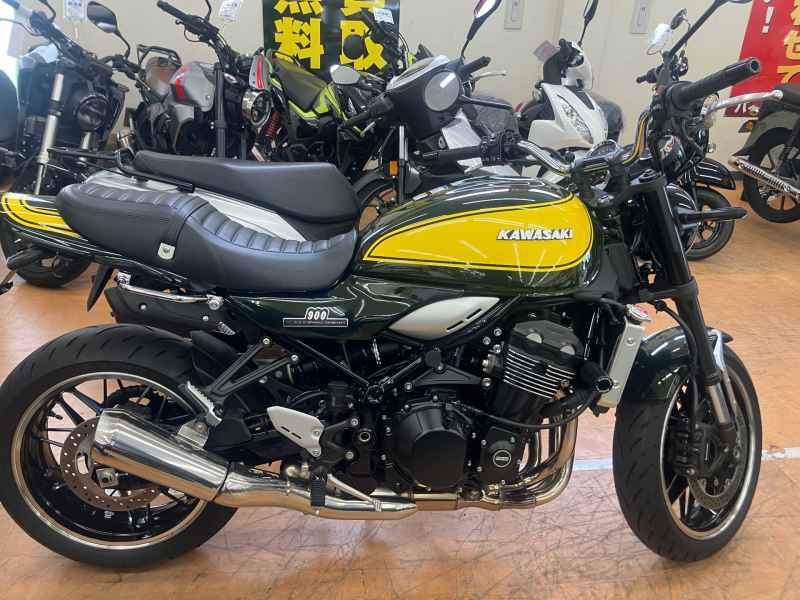 Kawasaki Z900RS 2024