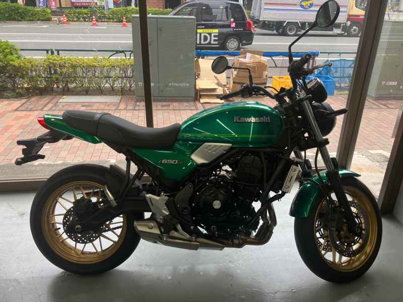 Kawasaki Z650RS 2023