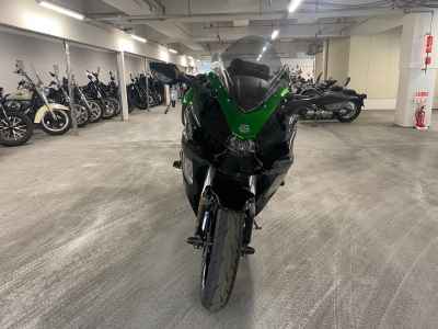 Kawasaki Ninja H2 SX 2022