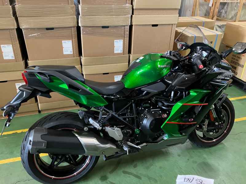 Kawasaki Ninja H2 SX 2023