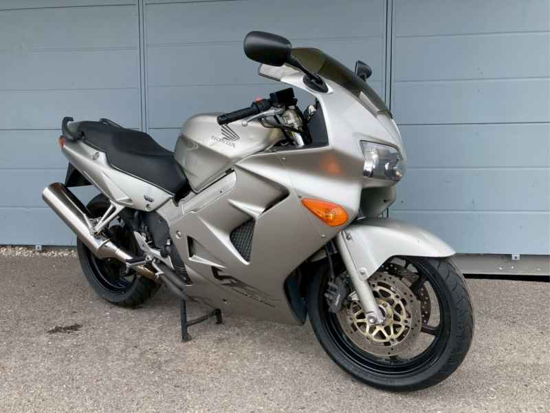 Honda VFR800F 2000