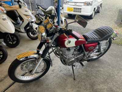 Yamaha SR400 2005