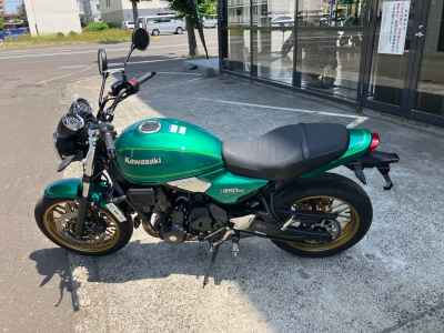 Kawasaki Z650RS 2024