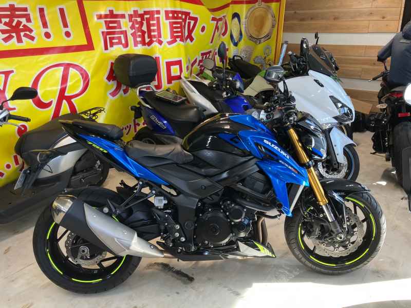 Suzuki GSX-S750 2023