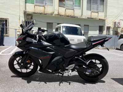 Yamaha YZF-R25 2018