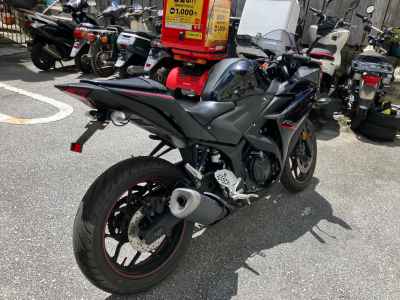 Yamaha YZF-R25 2018