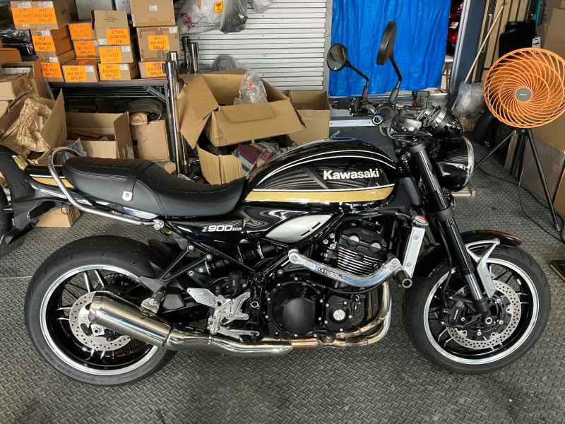 Kawasaki Z900RS 2023