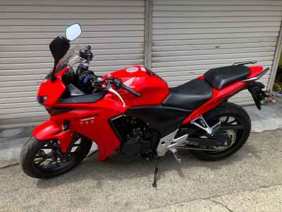 Honda CBR400R 2014