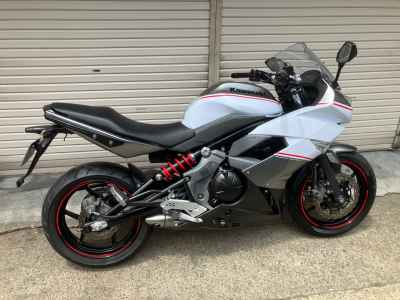 Kawasaki Ninja 400R 2013