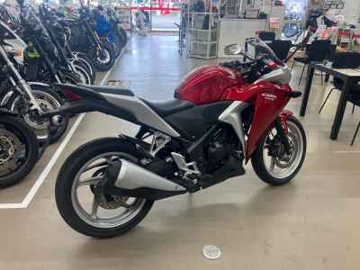 Honda CBR250R 2011