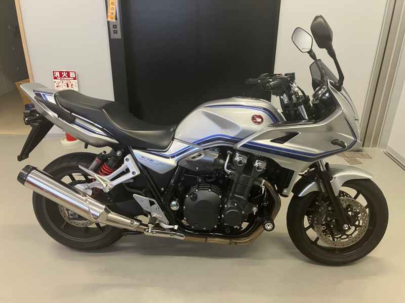 Honda CB1300 Super Boldor 2024