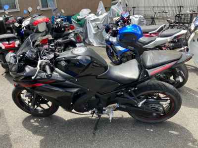 Yamaha YZF-R25 2015