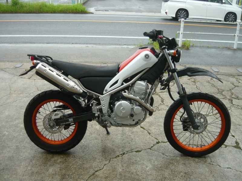 Yamaha TRICKER 2014