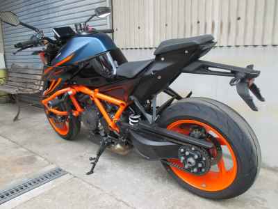 KTM 1290 Super Duke R EV 2022