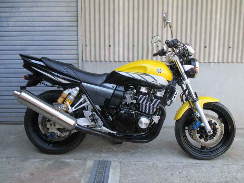 Yamaha XJR400 2004