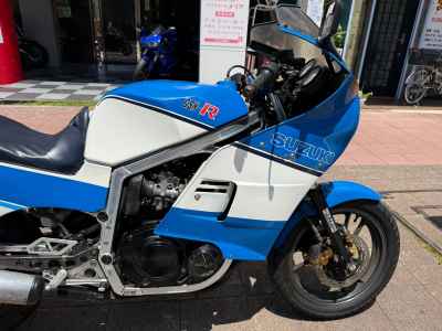 Suzuki GSX-R400 1988
