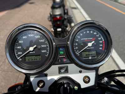 Honda CB400SFV 2005