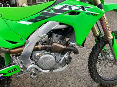 Kawasaki KX250 2025