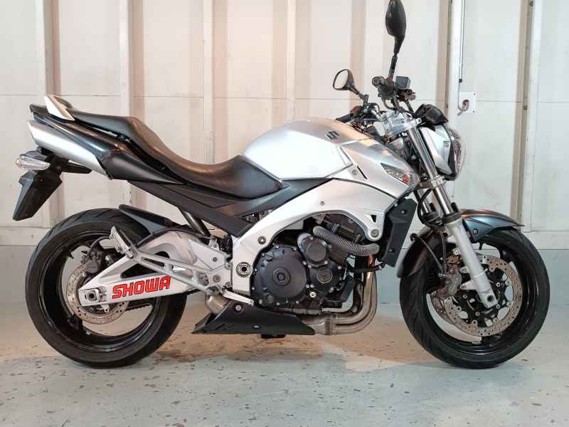 Suzuki GSR400 2007