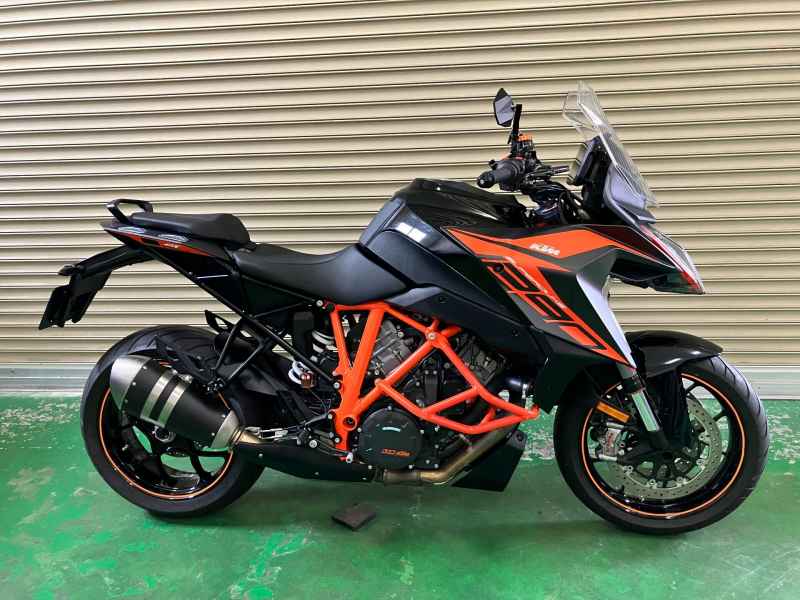 KTM 1290 Super Duke GT 2021