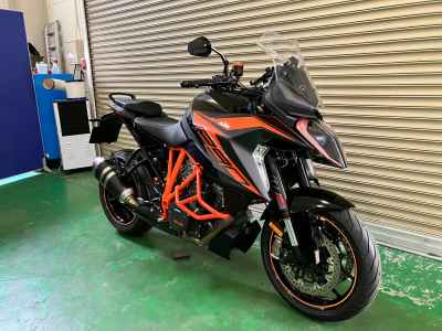 KTM 1290 Super Duke GT 2021