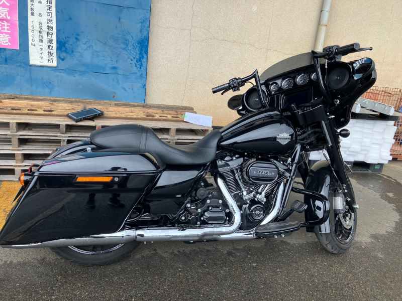 Harley-Davidson FLHXS 2023