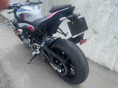BMW M1000R 2024