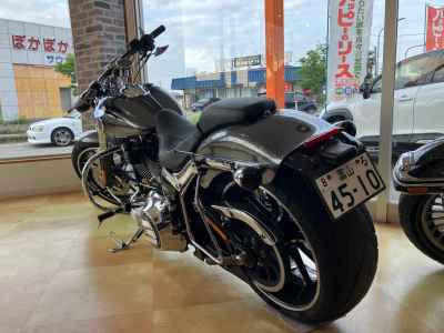 Harley-Davidson Street Bob FXDB1580 2013