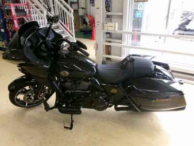 Harley-Davidson FLTRX 2024