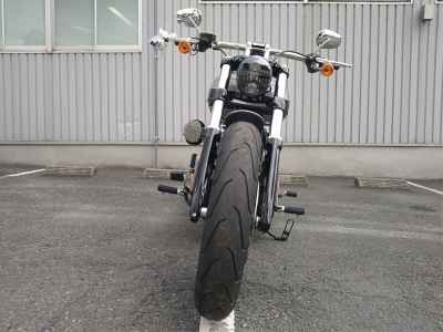 Harley-Davidson FXBR 2025