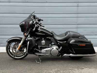 Harley-Davidson FLHXS103 2015