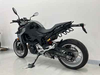BMW F900R 2023