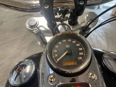 Harley-Davidson FXDWG 2012